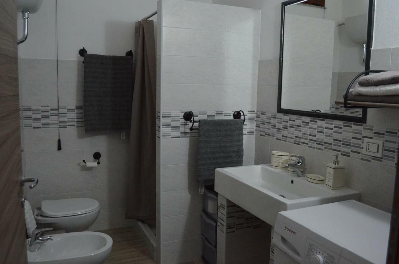 Appartamento Vacanza Da Luisa San Giovanni Suèrgiu Buitenkant foto