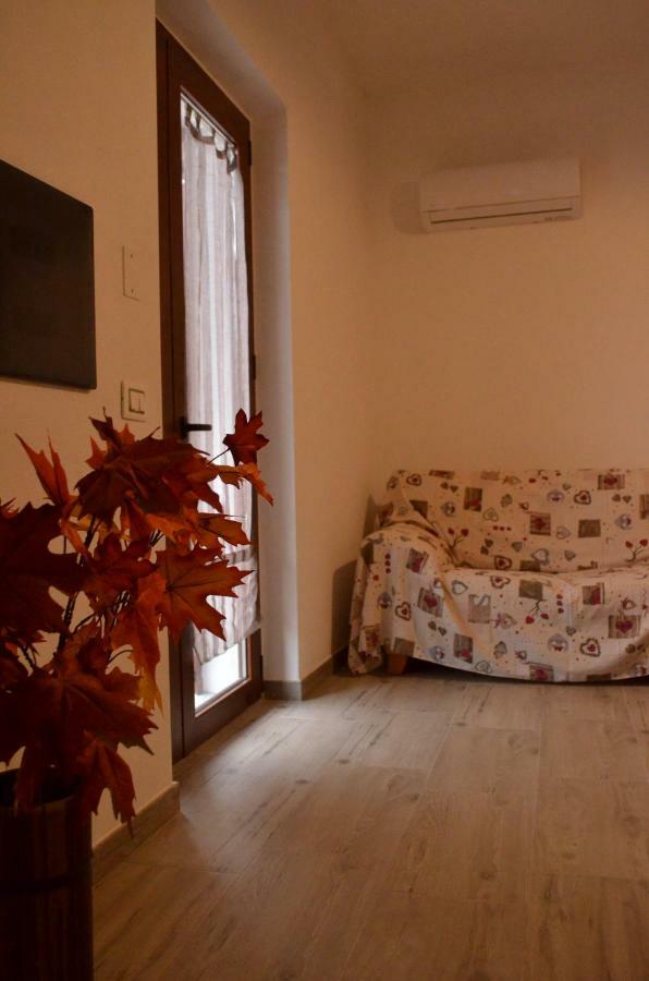 Appartamento Vacanza Da Luisa San Giovanni Suèrgiu Buitenkant foto